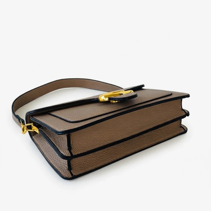 Iconic Tabby Ladies Bag – Refined Craftsmanship, Effortless Charm for Her