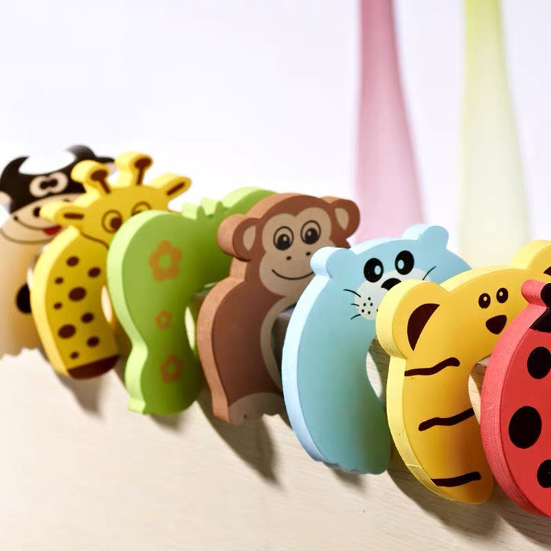 Safety Door Stoppers Designed to Prevent Pinched Fingers, Featuring cute animal Patterns  D